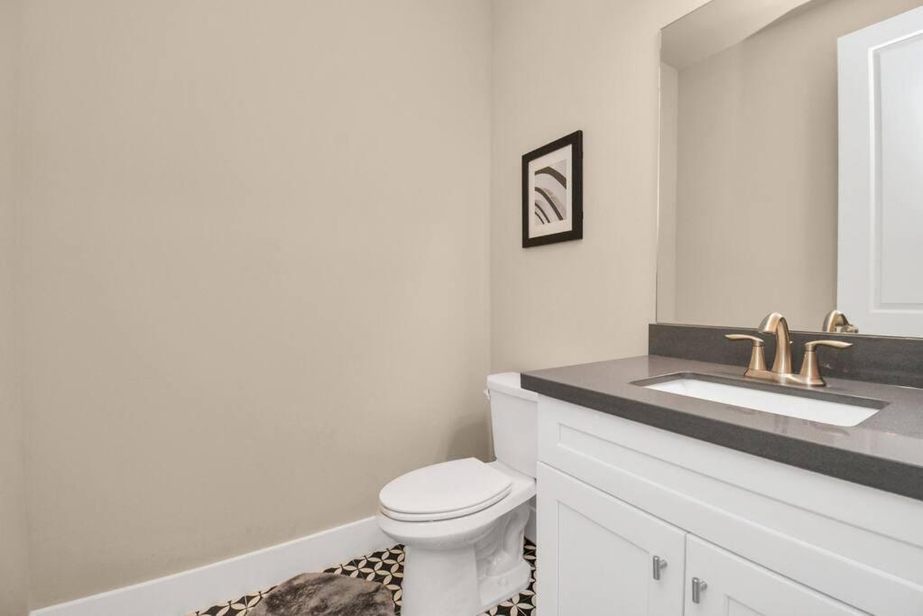 Beautiful Luxurious Houston Galleria Home Bagian luar foto