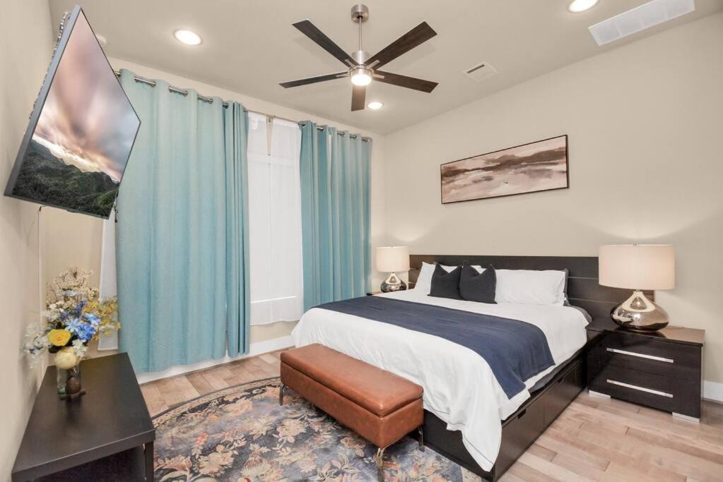 Beautiful Luxurious Houston Galleria Home Bagian luar foto