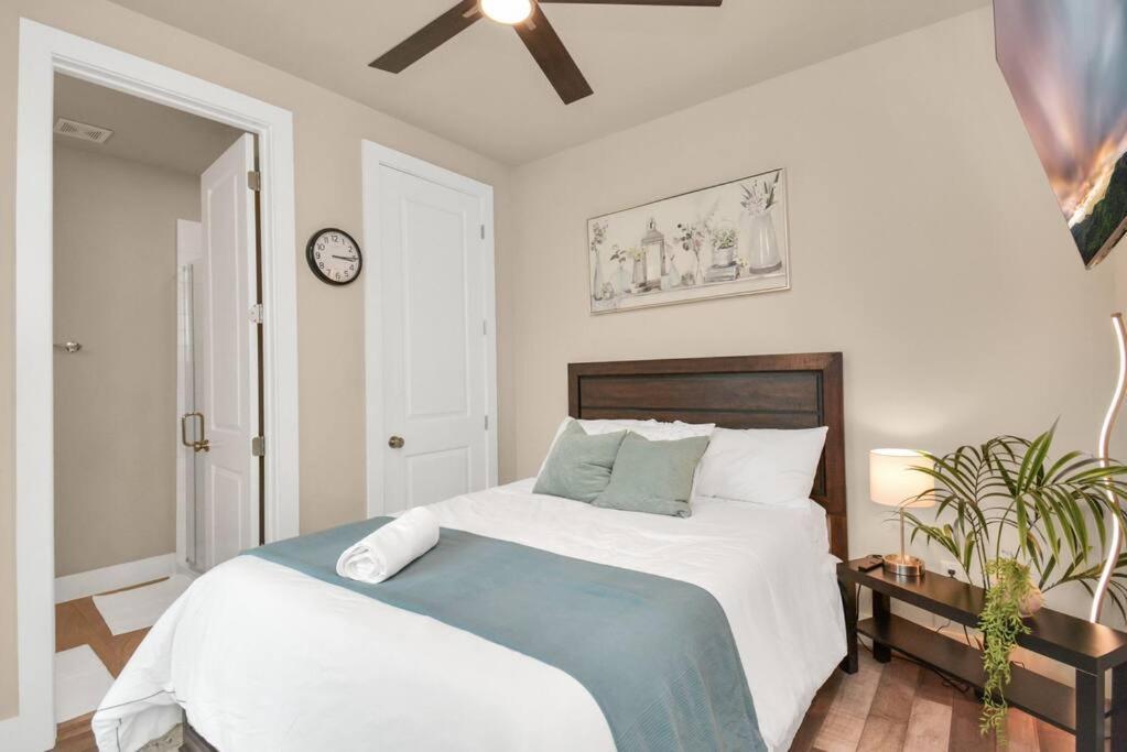 Beautiful Luxurious Houston Galleria Home Bagian luar foto