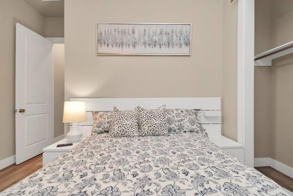 Beautiful Luxurious Houston Galleria Home Bagian luar foto